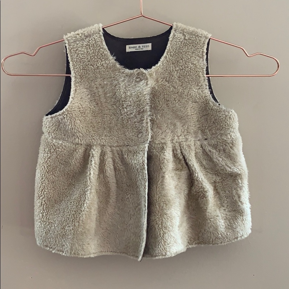 Babe & Tess vest reversible shearling vegan 4